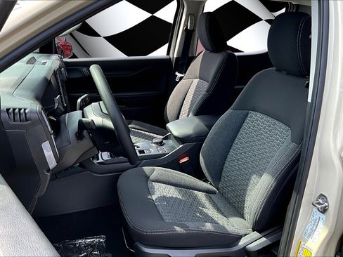 New 2025 Ford Ranger XL image 9