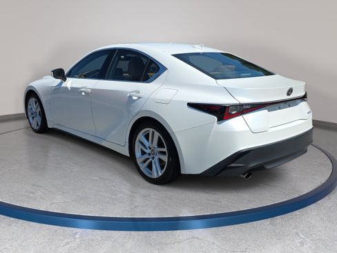 Used 2021 Lexus IS 300 w/ Accessory Package RWD image 7