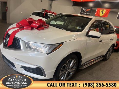 Used 2017 Acura MDX SH-AWD w/ Technology Package image 2