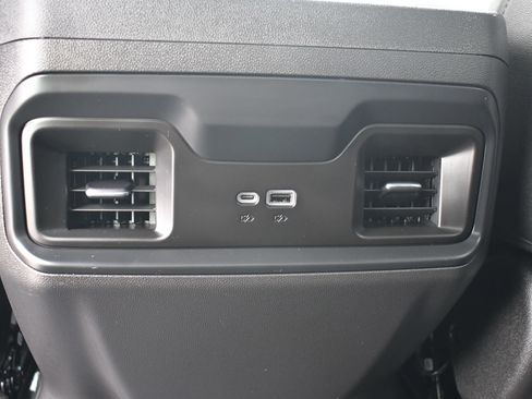 Used 2023 Chevrolet Silverado 1500 LT Trail Boss w/ LT Trail Boss Premium Package image 30