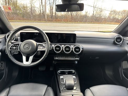 Certified 2020 Mercedes-Benz CLA 250 4MATIC image 11