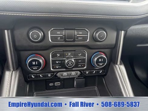 Used 2023 Chevrolet Tahoe Premier w/ Premium Package 2 AWD/4WD image 26