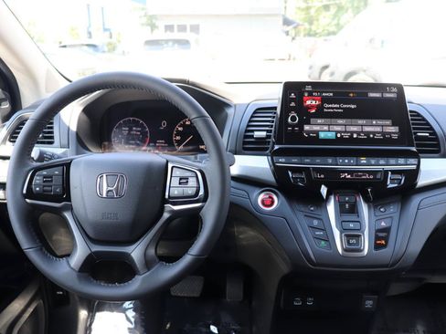 Used 2026 Honda Odyssey EX-L image 19