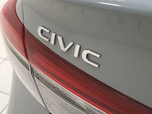 Certified 2025 Honda Civic Sport image 19