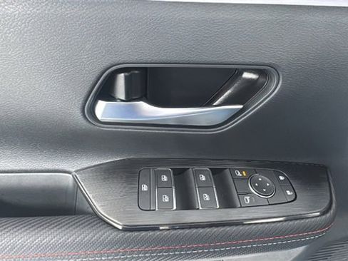 New 2026 Nissan Kicks SR w/ Cold Weather Package image 19