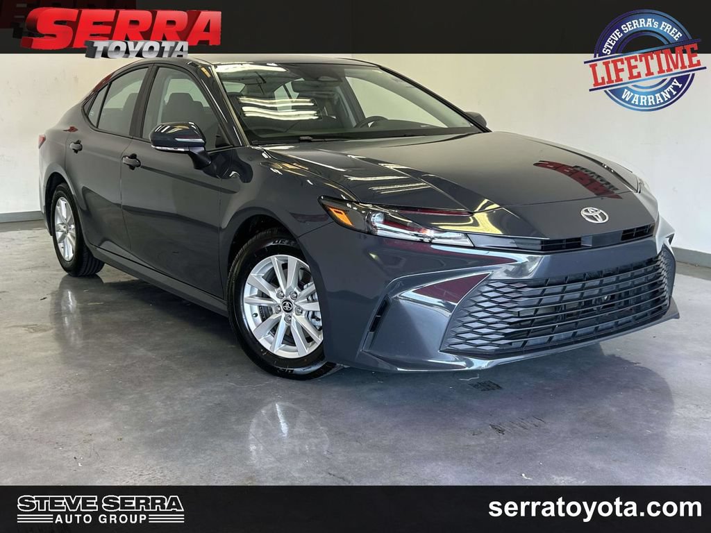 Used 2025 Toyota Camry LE FWD image 1
