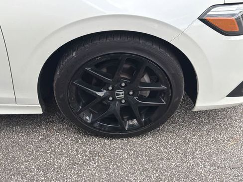 Used 2024 Honda Civic Sport image 4