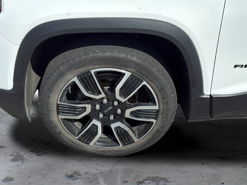 Used 2021 GMC Acadia SLE w/ Driver Convenience Package FWD image 29