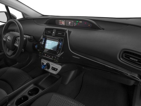 Used 2017 Toyota Prius Two FWD image 16
