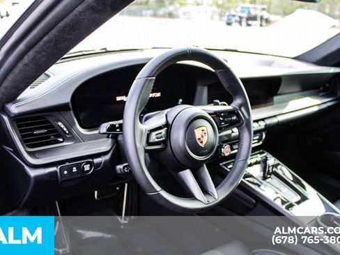 Used 2025 Porsche 911 Carrera GTS image 28