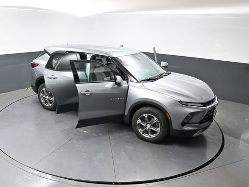 Used 2023 Chevrolet Blazer LT AWD/4WD image 58