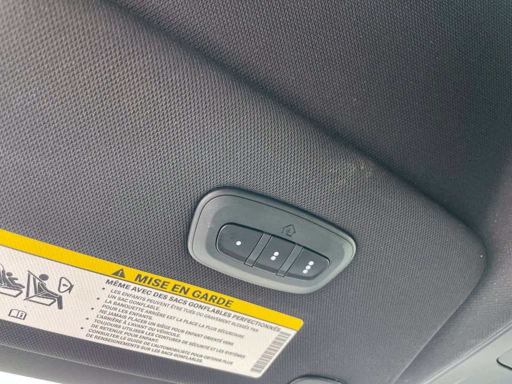 Used 2026 Chrysler Pacifica Select FWD image 27