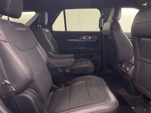 New 2025 Ford Explorer ST image 29