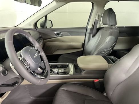 New 2026 Kia Carnival EX image 21