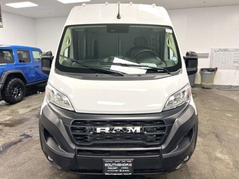 Used 2024 RAM ProMaster 1500 w/ Convenience Group FWD image 2