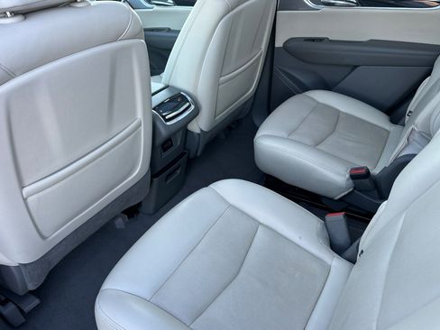 Certified 2025 Cadillac XT6 Premium Luxury image 14