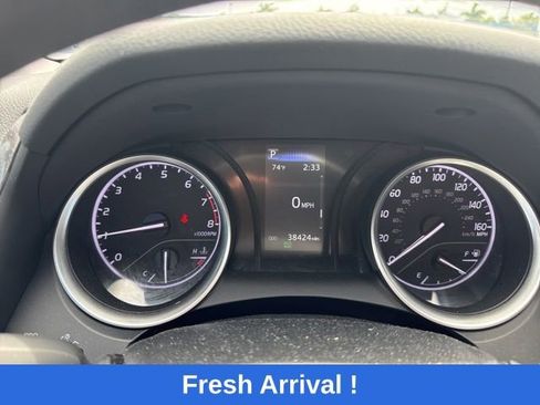 Used 2023 Toyota Camry LE image 4