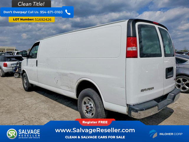 Used 2017 GMC Savana 2500 Extended RWD image 3