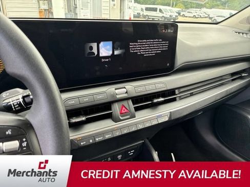 Used 2025 Kia K4 FWD image 11