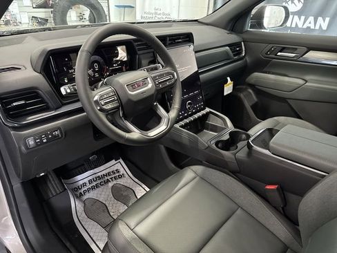 New 2026 GMC Terrain AT4 w/ Convenience Package III image 10