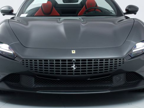 Certified 2025 Ferrari Roma Spider image 14