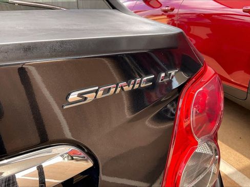Used 2013 Chevrolet Sonic LT FWD image 11