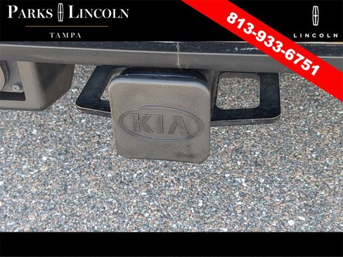 Used 2022 Kia Telluride EX w/ EX Premium Package image 10