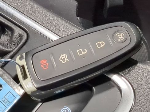 Used 2019 Ford Escape SE AWD/4WD image 36
