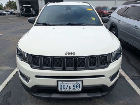 Used 2021 Jeep Compass Latitude AWD/4WD image 2
