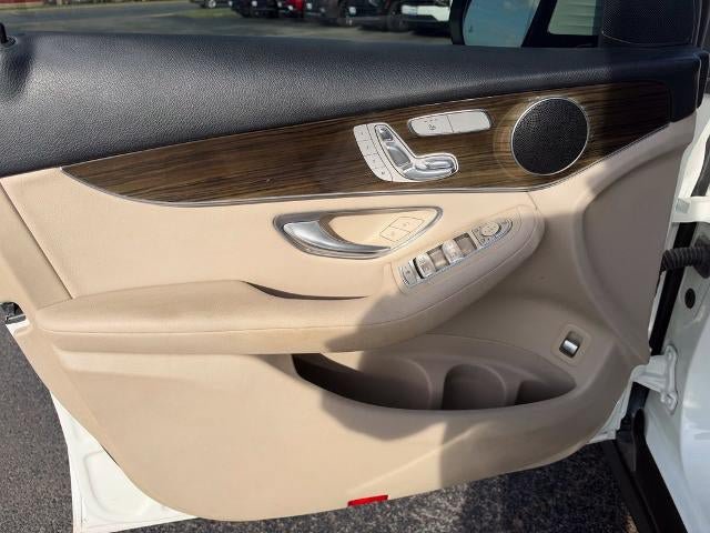 Used 2021 Mercedes-Benz GLC 300 image 10