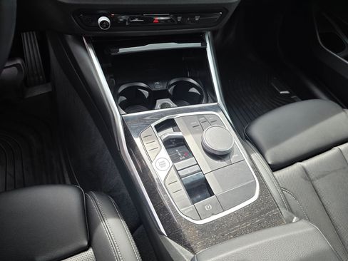 Certified 2023 BMW 330i xDrive Sedan w/ Driving Assistance Package AWD/4WD image 22