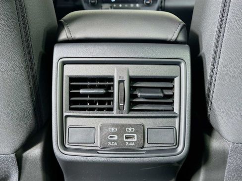 Used 2026 Subaru Outback Premium image 24