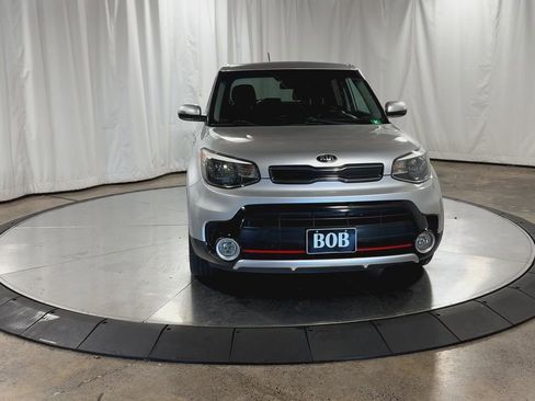 Used 2018 Kia Soul ! image 5