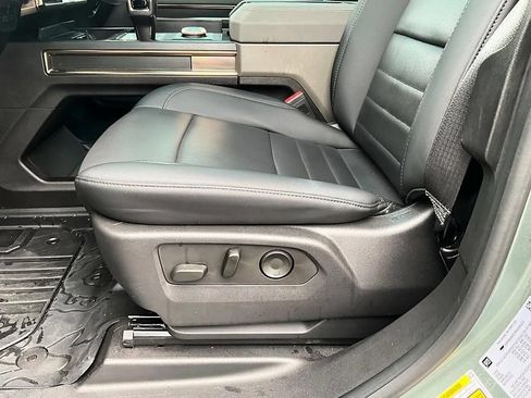 Used 2024 GMC Hummer EV 3X AWD/4WD image 19
