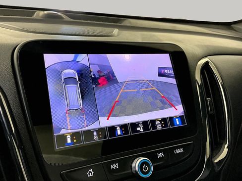 Used 2022 Chevrolet Equinox RS w/ RS Leather Package FWD image 26