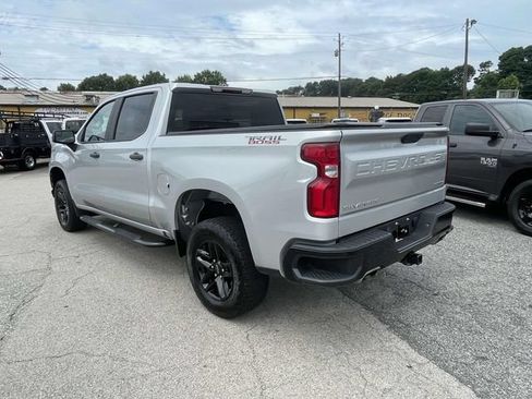 Used 2021 Chevrolet Silverado 1500 Custom Trail Boss w/ Safety Confidence Package AWD/4WD image 9