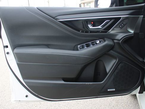 Used 2025 Subaru Legacy Touring XT image 9