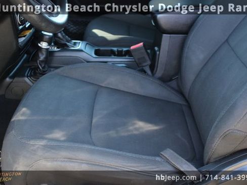 Used 2023 Jeep Wrangler Sport image 31