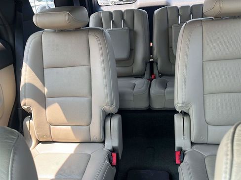 Used 2015 Ford Explorer Limited w/ Equipment Group 301A AWD/4WD image 14