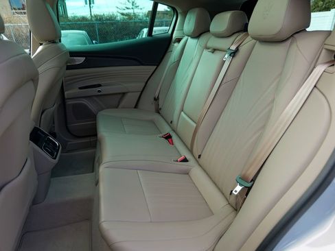 Certified 2023 Maserati Grecale GT image 29