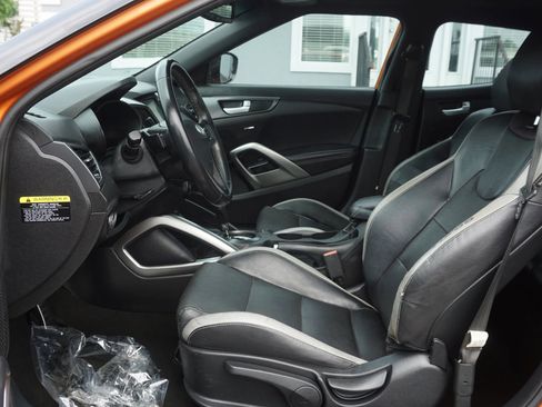 Used 2016 Hyundai Veloster Turbo w/ Option Group 04 image 15