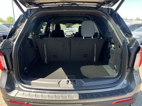 New 2026 Ford Explorer ST-Line AWD/4WD image 34