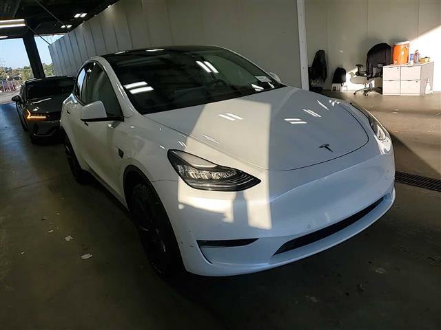 Used 2021 Tesla Model Y 2WD image 18