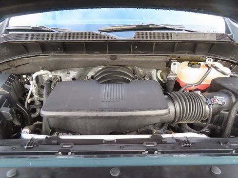 Used 2025 Chevrolet Silverado 1500 LT image 40