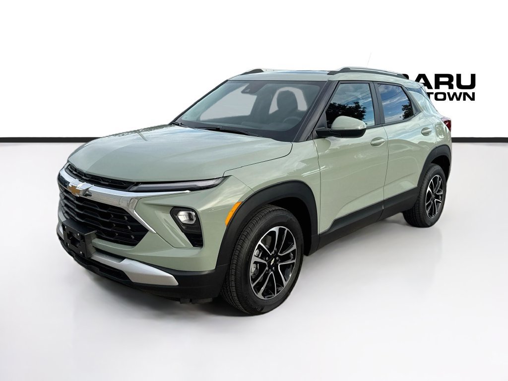 Used 2026 Chevrolet TrailBlazer LT FWD image 3