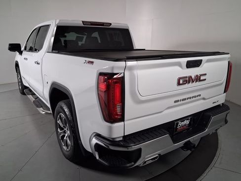 Certified 2022 GMC Sierra 1500 SLT w/ SLT Convenience Package AWD/4WD image 6