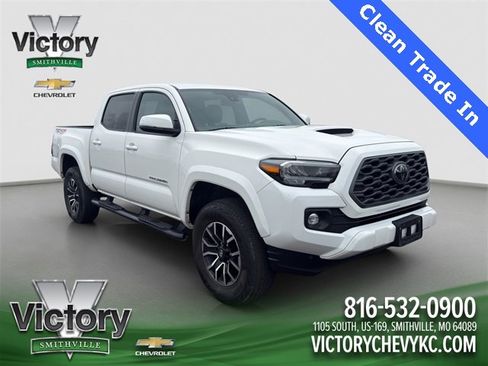 Used 2021 Toyota Tacoma TRD Sport image 8
