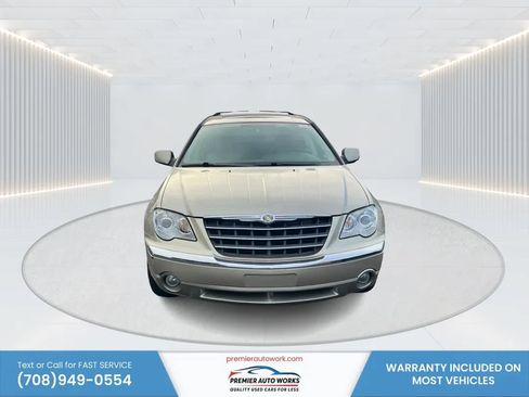 Used 2007 Chrysler Pacifica Limited AWD/4WD image 2