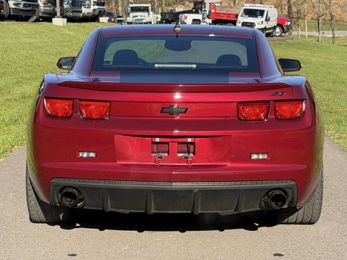 Used 2010 Chevrolet Camaro SS w/ RS Package image 5