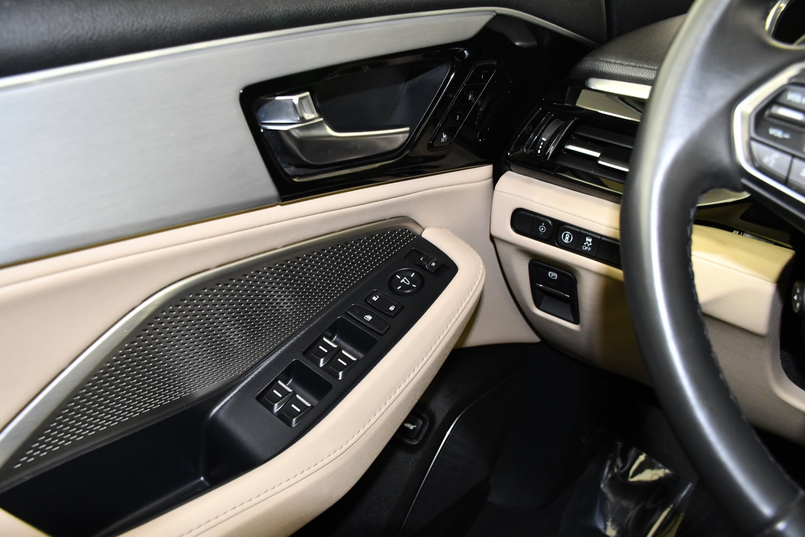 Certified 2023 Acura MDX SH-AWD image 31